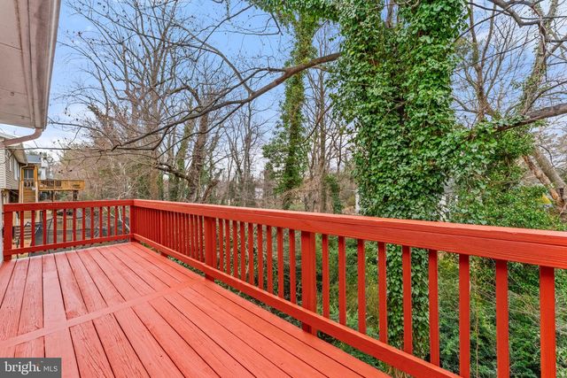 7113 PENGUIN PL, Falls Church, VA 22043