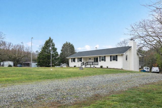 3141 Wagoner Lane, Graham, NC 27253