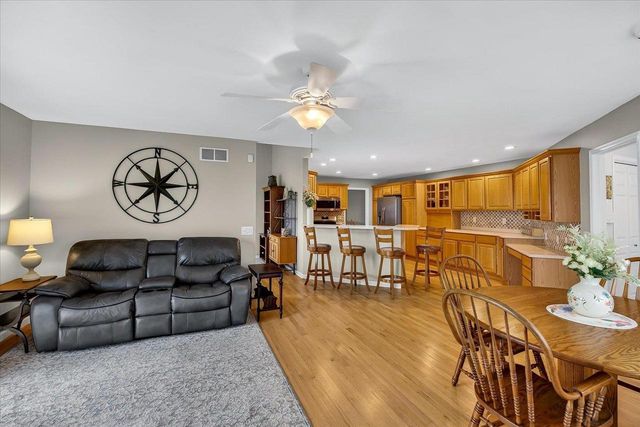 485 Riviera Street, Oregon, WI 53575