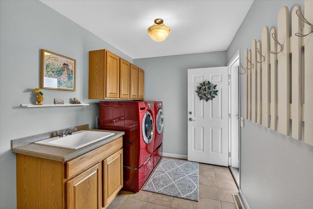 485 Riviera Street, Oregon, WI 53575