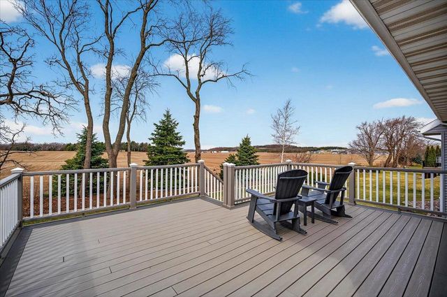 485 Riviera Street, Oregon, WI 53575