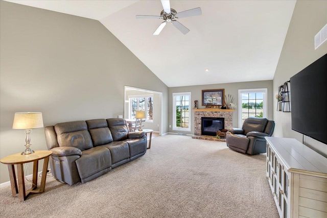 485 Riviera Street, Oregon, WI 53575