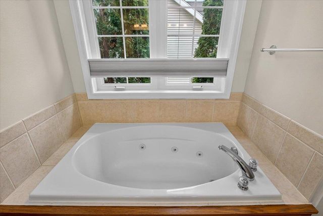 485 Riviera Street, Oregon, WI 53575