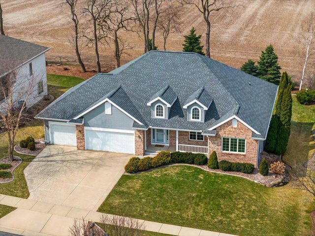 485 Riviera Street, Oregon, WI 53575
