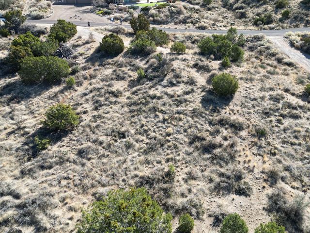28 Tierra Monte Drive NE, Albuquerque, NM 87122