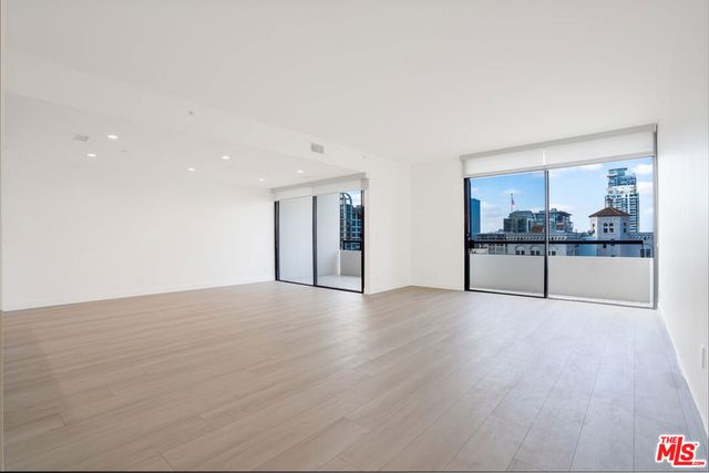 600 W 9th Street 1509, Los Angeles, CA 90015