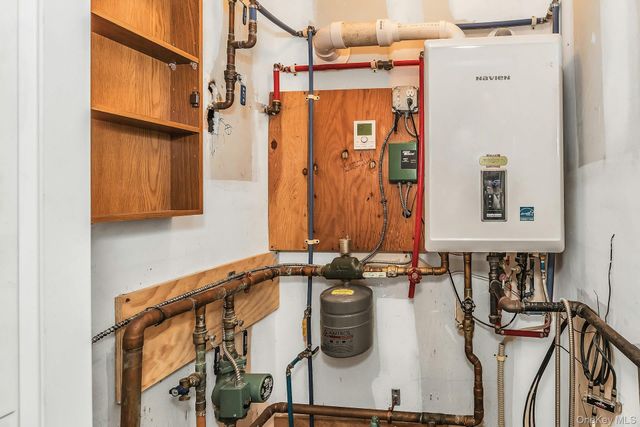 90 Oregon Street, Long Beach, NY 11561