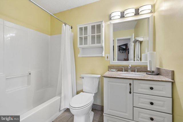 14917-A COMPTON RD, Centreville, VA 20121