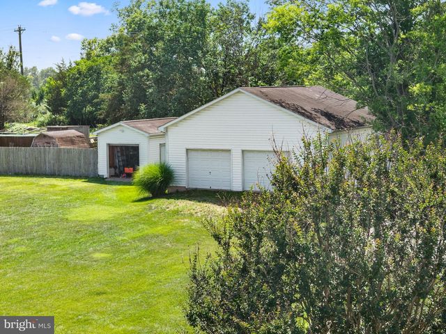 14917-A COMPTON RD, Centreville, VA 20121