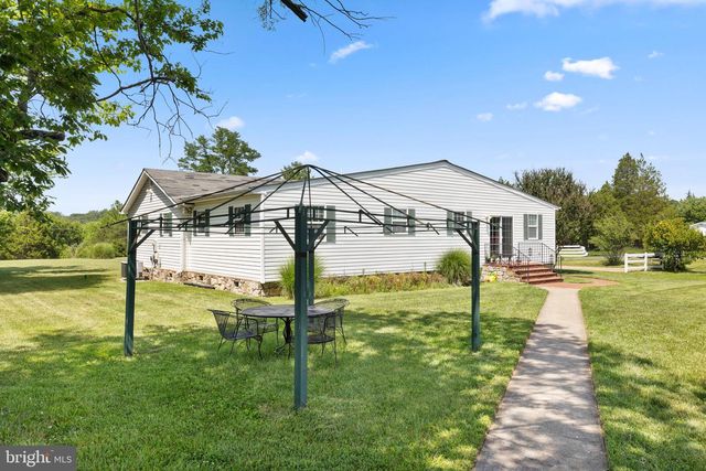14917-A COMPTON RD, Centreville, VA 20121