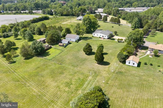 14917-A COMPTON RD, Centreville, VA 20121