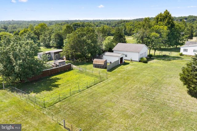 14917-A COMPTON RD, Centreville, VA 20121