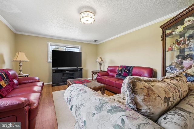 14917-A COMPTON RD, Centreville, VA 20121