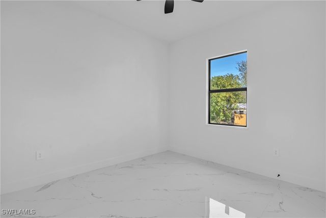 3409 24th ST SW, Lehigh Acres, FL 33976