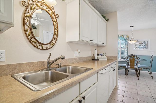 2005 CLAUDIO LANE, The Villages, FL 32159