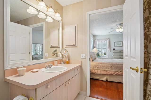 2005 CLAUDIO LANE, The Villages, FL 32159