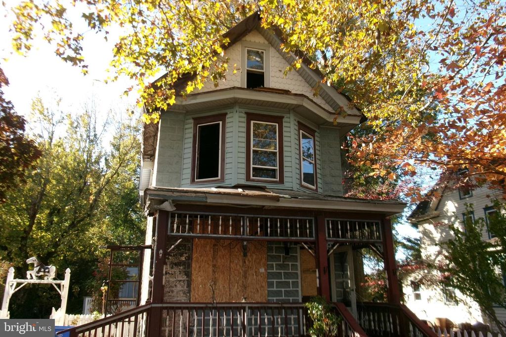 608 DELSEA DR, Westville, NJ 08093