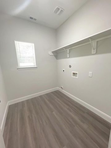 1029 Calvin Avenue B, Houston, TX 77088