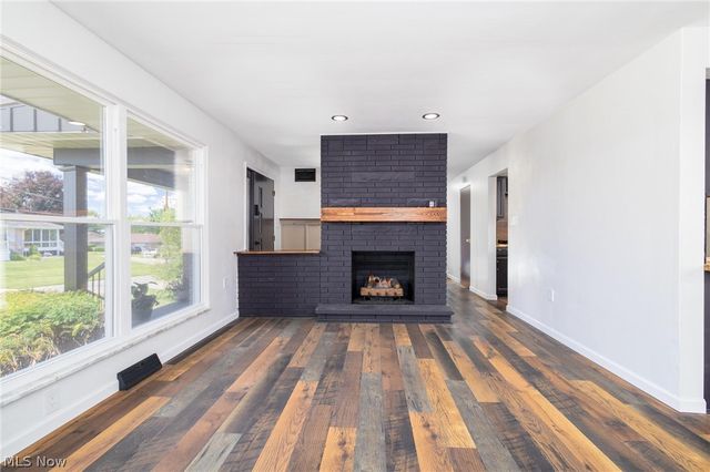 100 VALLEY Road, Mingo Junction, OH 43938