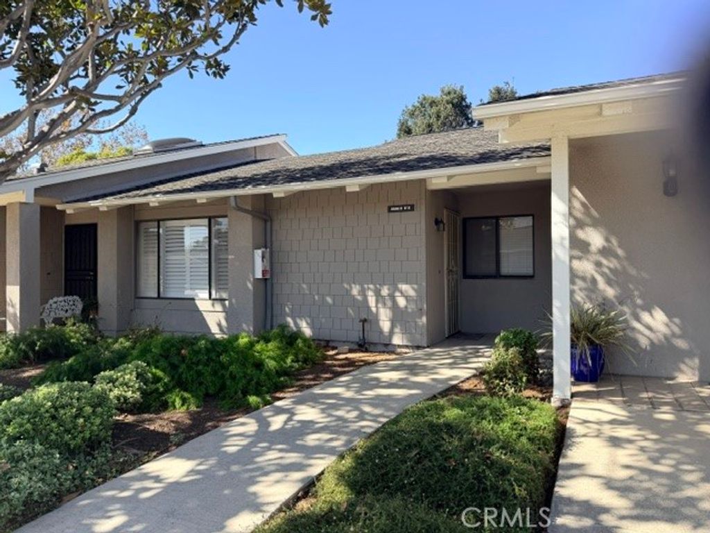 8566 Larkhall Circle 813B, Huntington Beach, CA 92646 — photo 3