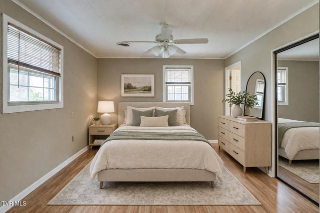 1208 Robinhood Road, Greeneville, TN 37745