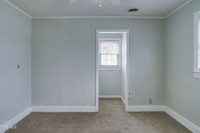 1208 Robinhood Road, Greeneville, TN 37745