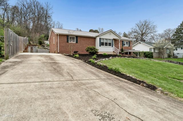 1208 Robinhood Road, Greeneville, TN 37745