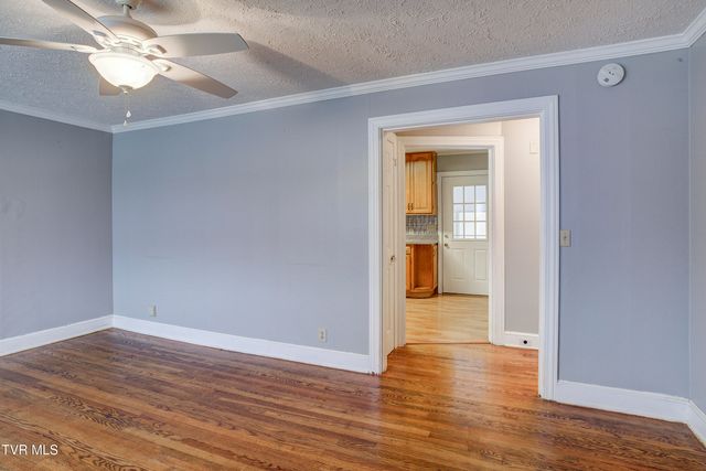 1208 Robinhood Road, Greeneville, TN 37745