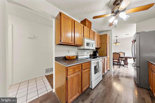 107 DEERFIELD, Manahawkin, NJ 08050