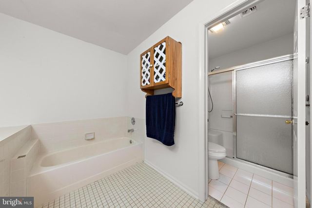 107 DEERFIELD, Manahawkin, NJ 08050