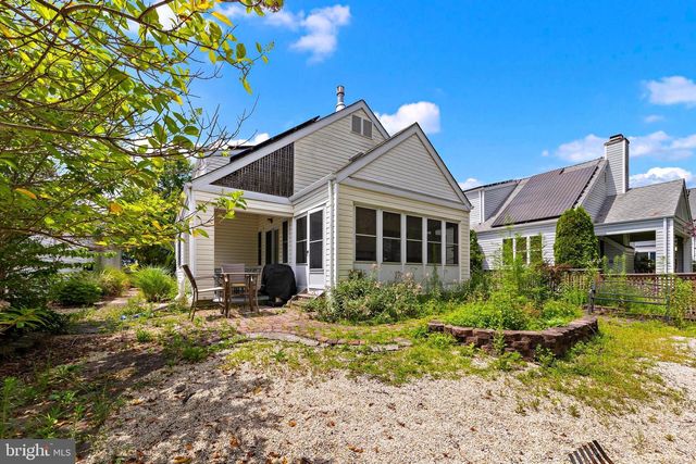 107 DEERFIELD, Manahawkin, NJ 08050