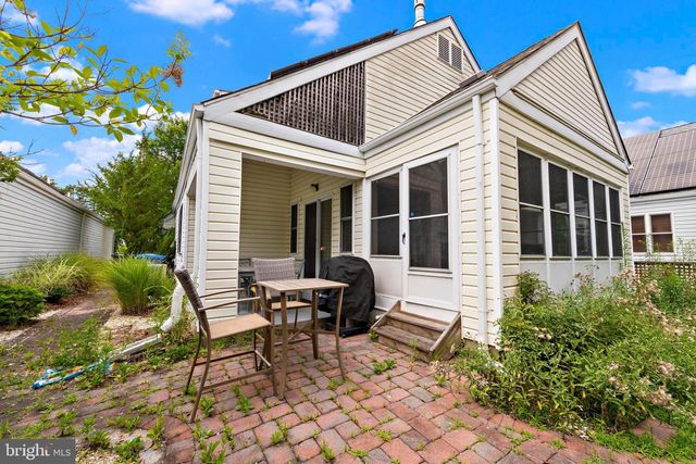 107 DEERFIELD, Manahawkin, NJ 08050