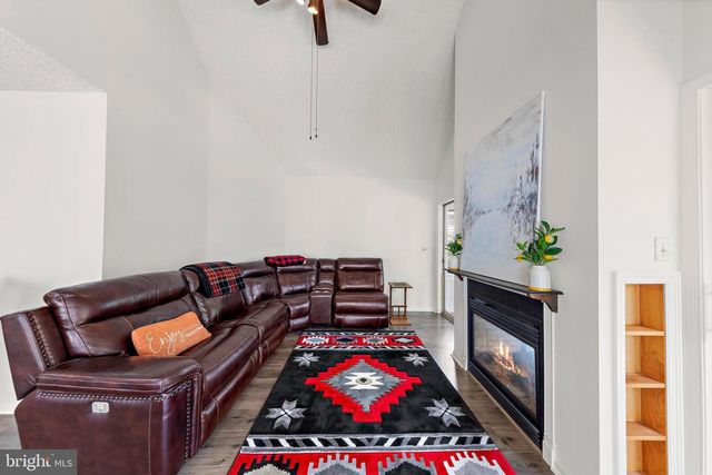 107 DEERFIELD, Manahawkin, NJ 08050