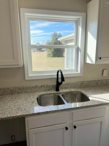 87 Justin Lane, Russell Springs, KY 42642