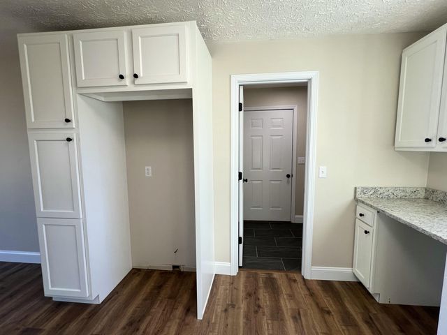 87 Justin Lane, Russell Springs, KY 42642