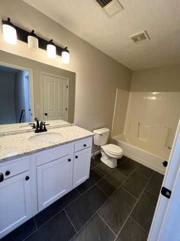 87 Justin Lane, Russell Springs, KY 42642