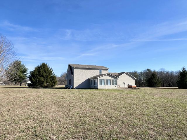 87 Justin Lane, Russell Springs, KY 42642