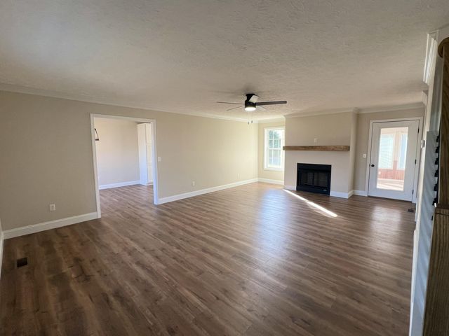 87 Justin Lane, Russell Springs, KY 42642