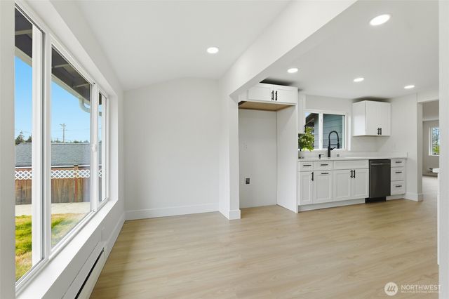 2012 E Gregory Street, Tacoma, WA 98404