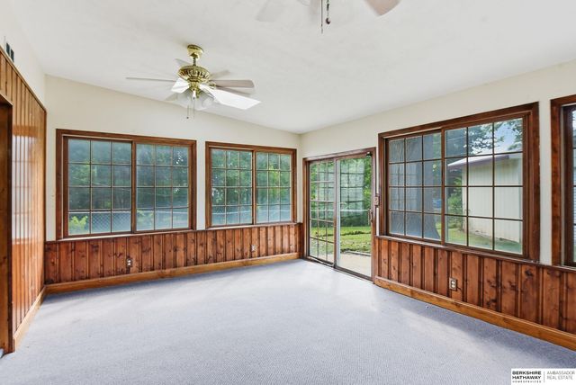 5010 N 54th Street, Omaha, NE 68104
