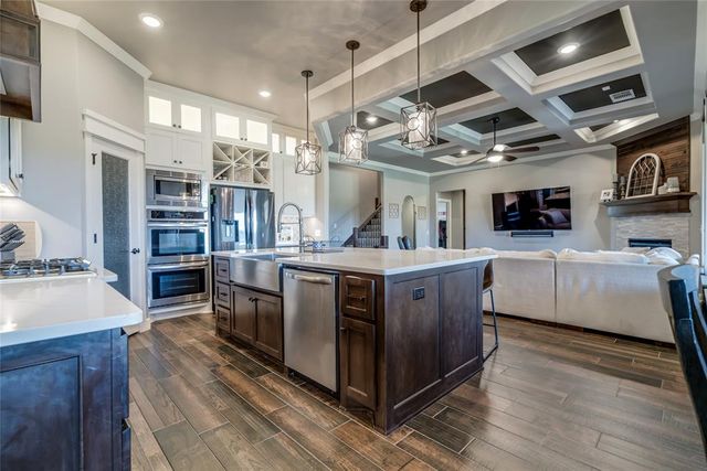 3041 Drake Crest Drive, Edmond, OK 73034