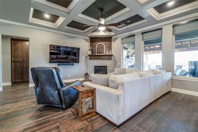 3041 Drake Crest Drive, Edmond, OK 73034