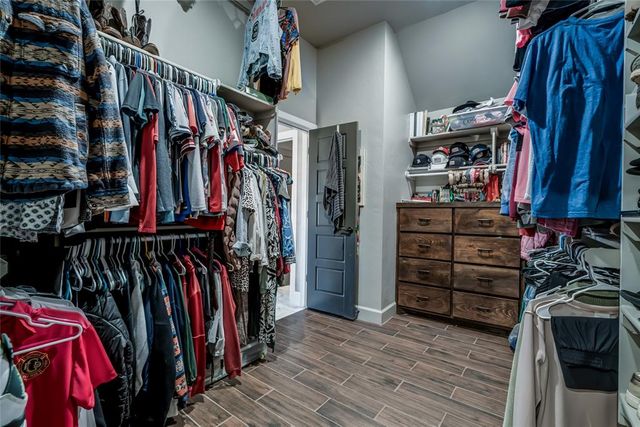 3041 Drake Crest Drive, Edmond, OK 73034