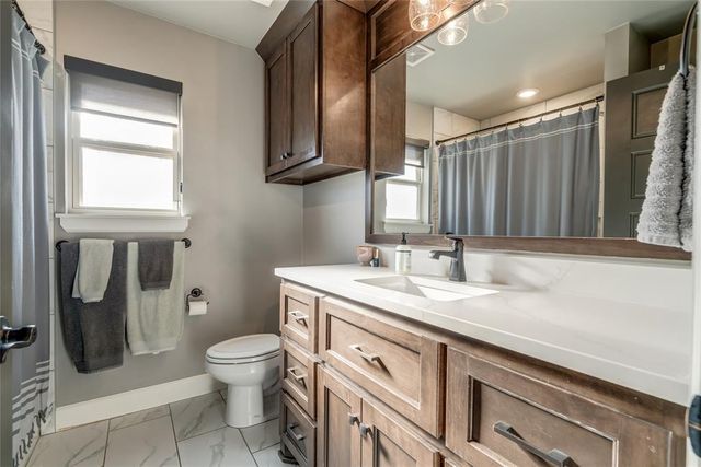 3041 Drake Crest Drive, Edmond, OK 73034