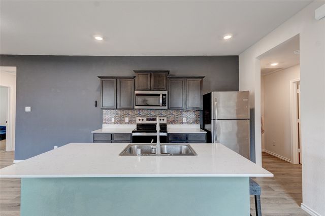 1016 Rio Bravo Drive, Forney, TX 75126