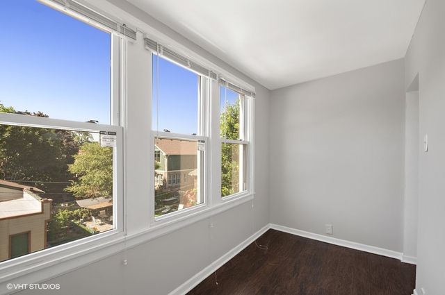 2717 W Argyle Street 2, Chicago, IL 60625