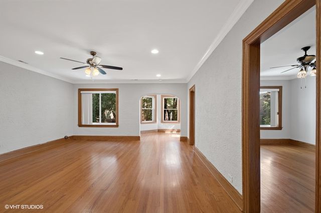 2717 W Argyle Street 2, Chicago, IL 60625