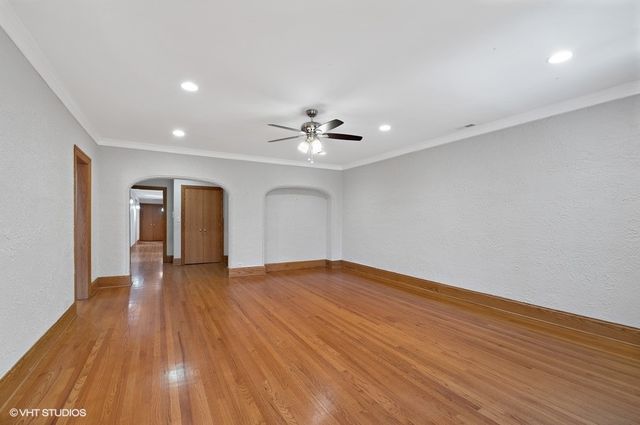 2717 W Argyle Street 2, Chicago, IL 60625