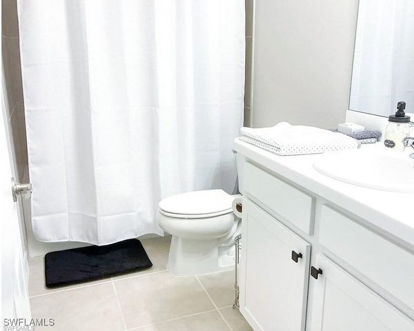 15141 Wildflower CIR, Naples, FL 34119