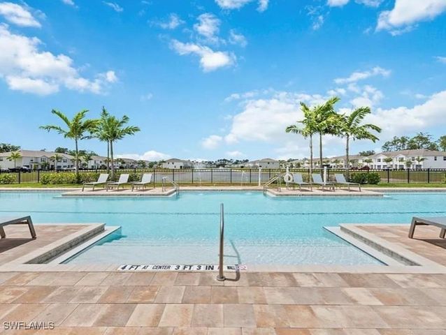 15141 Wildflower CIR, Naples, FL 34119